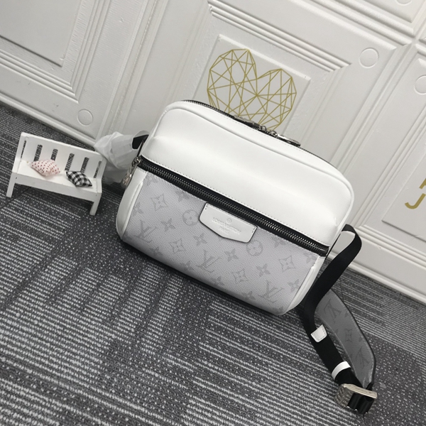 ルイヴィトンバッグ正面デザイン